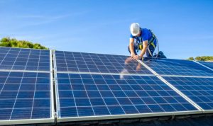 Installation et mise en production des panneaux solaires photovoltaïques à Beaumont-de-Lomagne